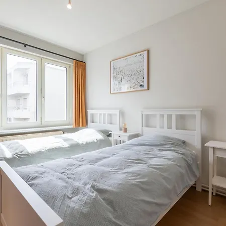 Lecomte - Beachflow 230 Apartment Ostend